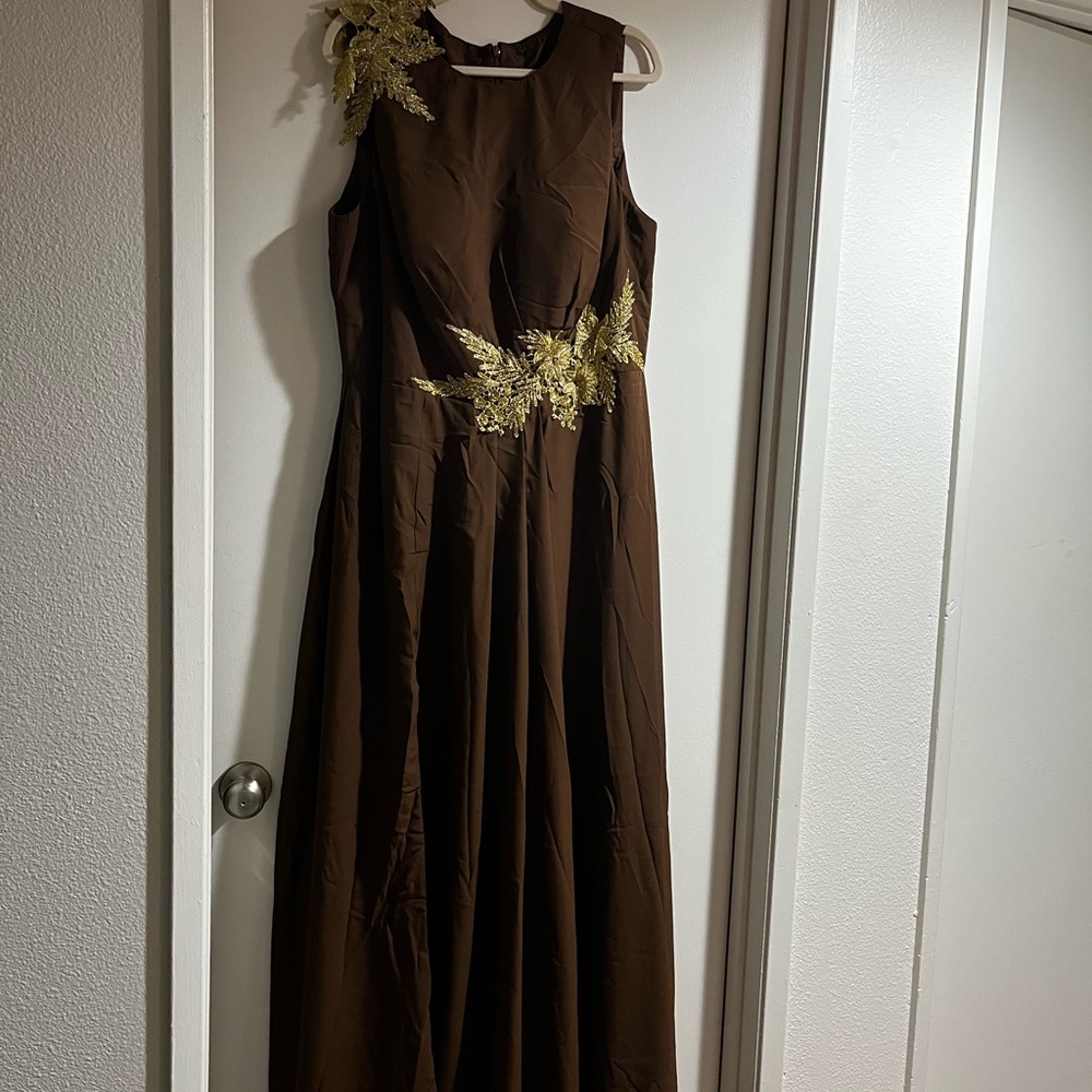 Elegant Brown Maxi Dress with Gold Accents